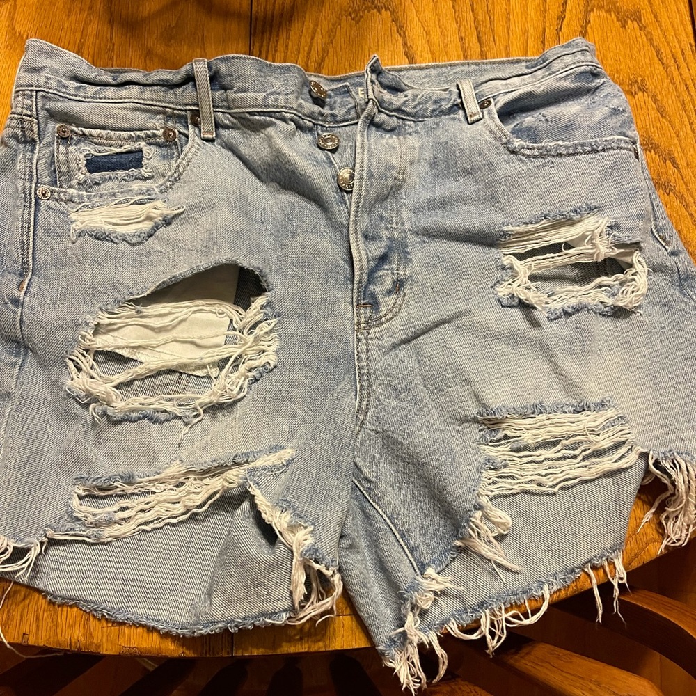 American Eagle distressed shorts